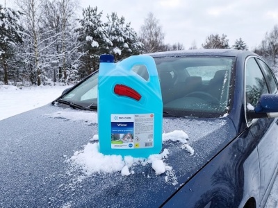 Ryzyko zamarznięcia: Dlaczego płyn letni w spryskiwaczach zimą to kłopoty?